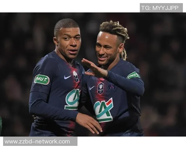 小度足球明星阵容揭秘他们的成就与影响力分析