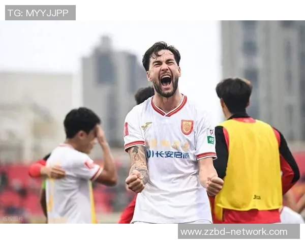 足球明星因交叉韧带断裂重返赛场的艰辛历程与复苏之路